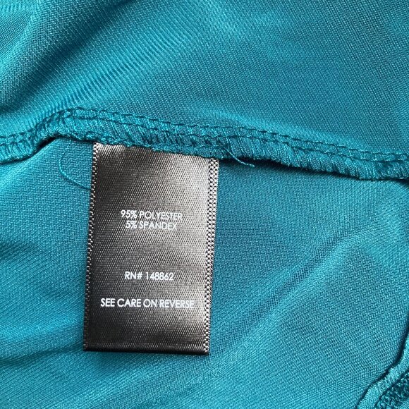 Torrid Wrap Top, NWT, Size L - Picture 5 of 9